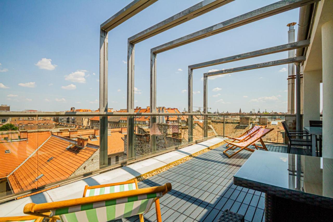 Luxury Apartment With Balcony In Downtown Budapest Eksteriør billede