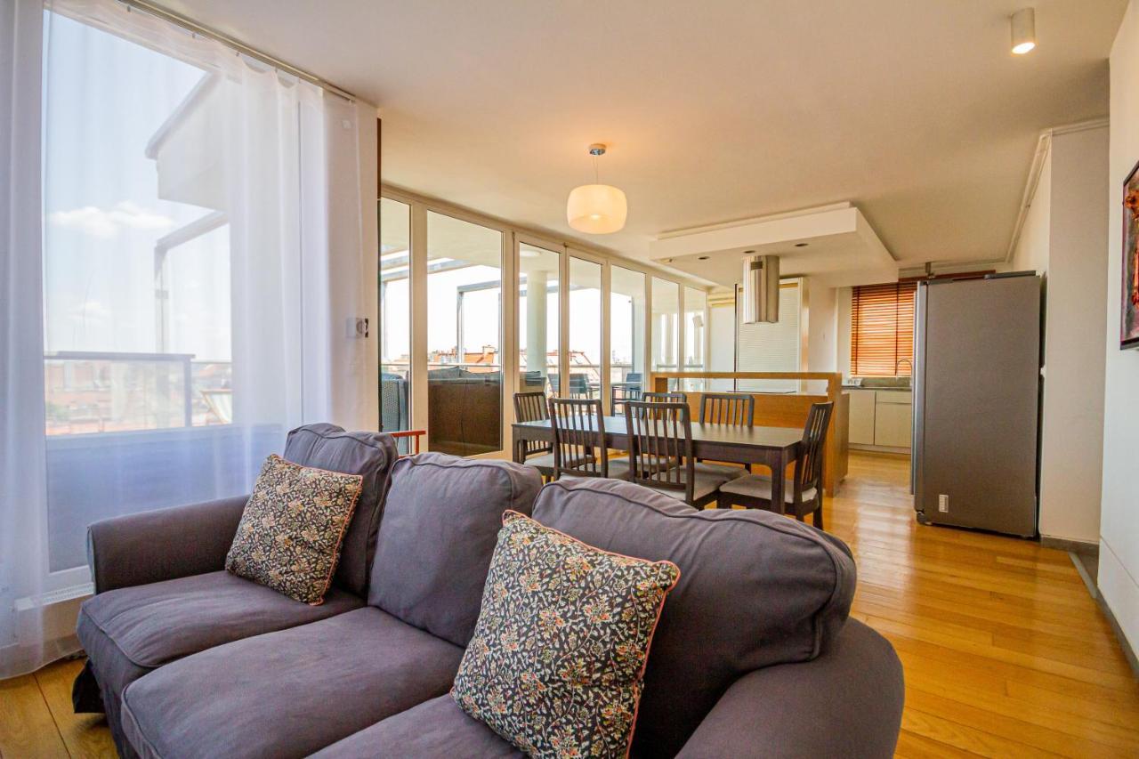 Luxury Apartment With Balcony In Downtown Budapest Eksteriør billede