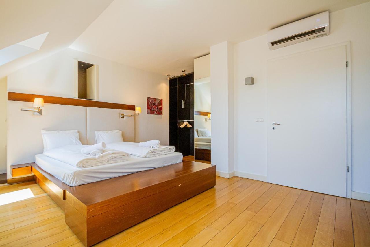 Luxury Apartment With Balcony In Downtown Budapest Eksteriør billede