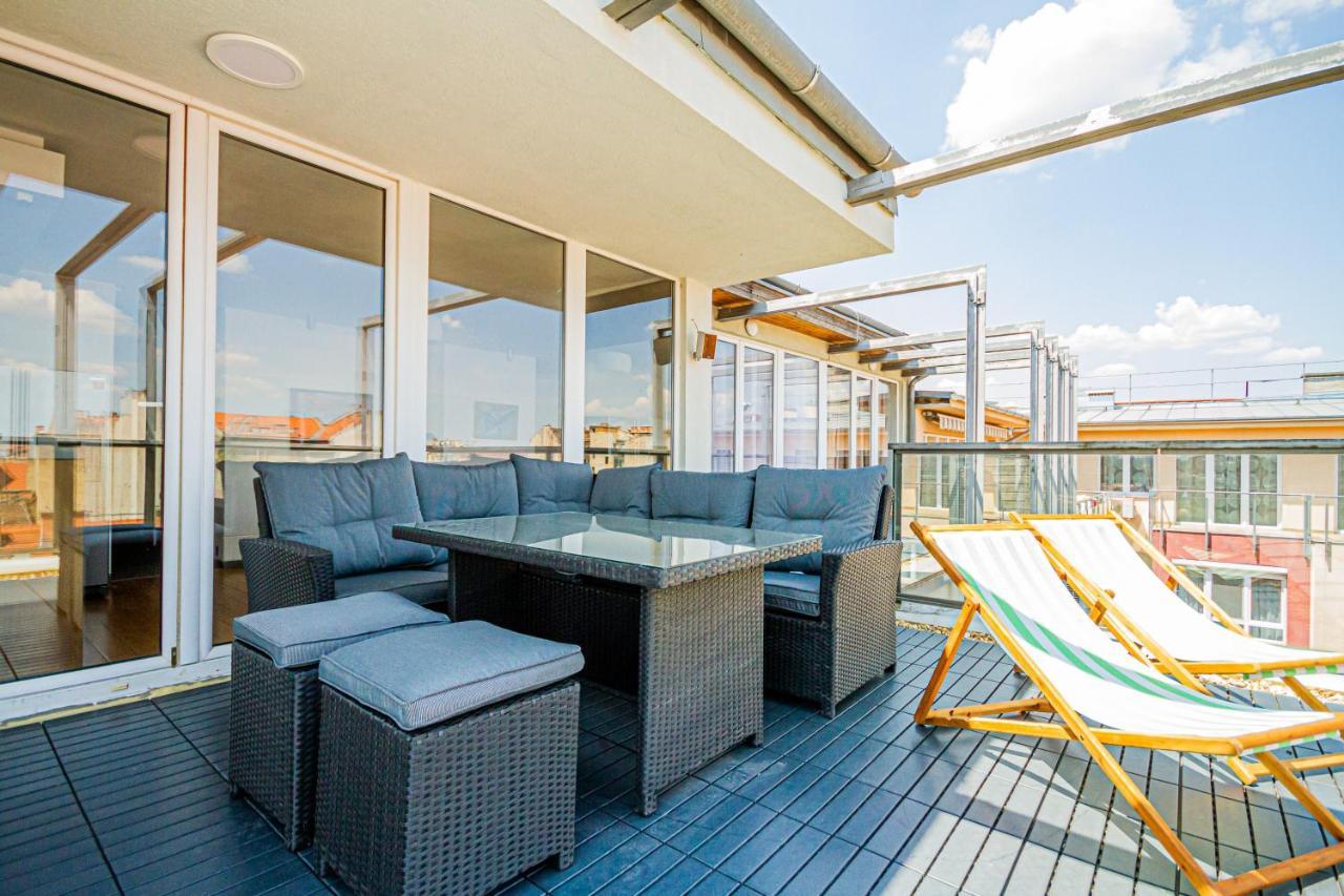 Luxury Apartment With Balcony In Downtown Budapest Eksteriør billede