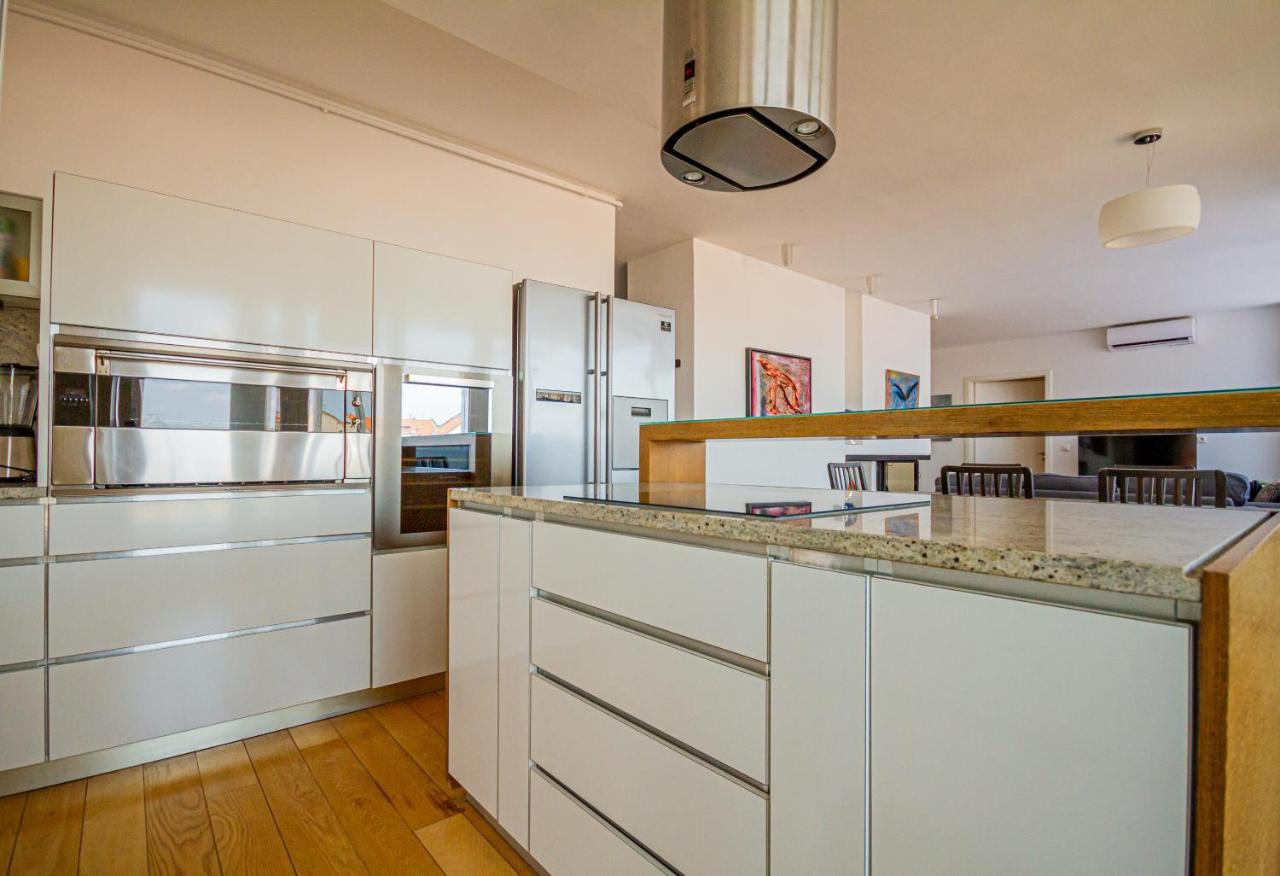 Luxury Apartment With Balcony In Downtown Budapest Eksteriør billede