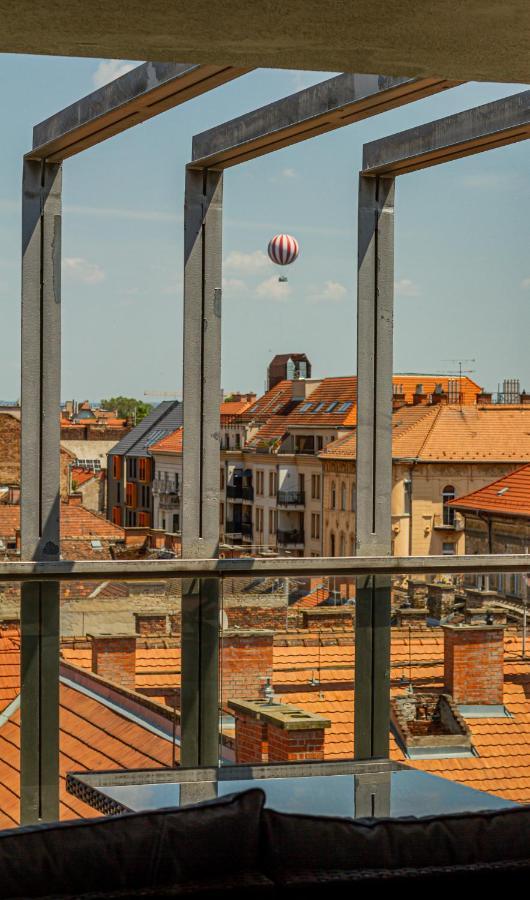 Luxury Apartment With Balcony In Downtown Budapest Eksteriør billede