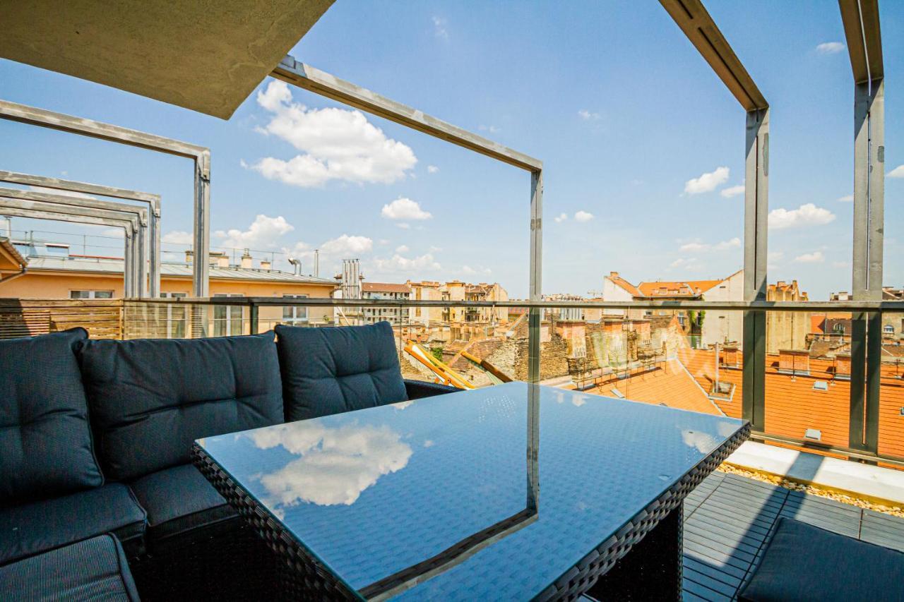 Luxury Apartment With Balcony In Downtown Budapest Eksteriør billede