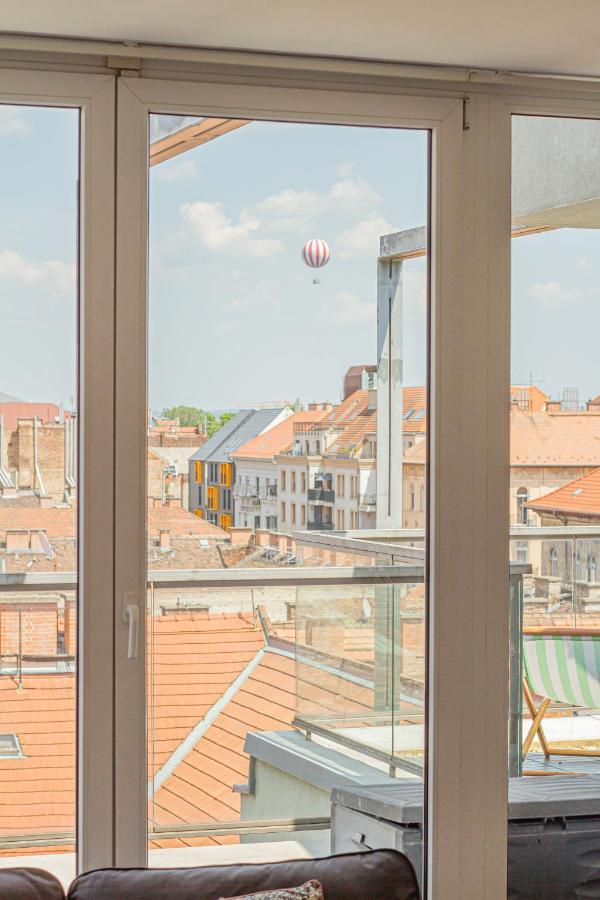 Luxury Apartment With Balcony In Downtown Budapest Eksteriør billede