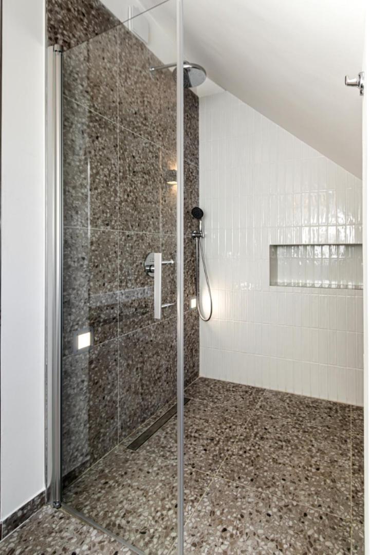 Luxury Apartment With Balcony In Downtown Budapest Eksteriør billede