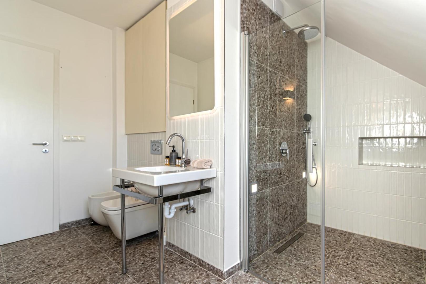 Luxury Apartment With Balcony In Downtown Budapest Eksteriør billede